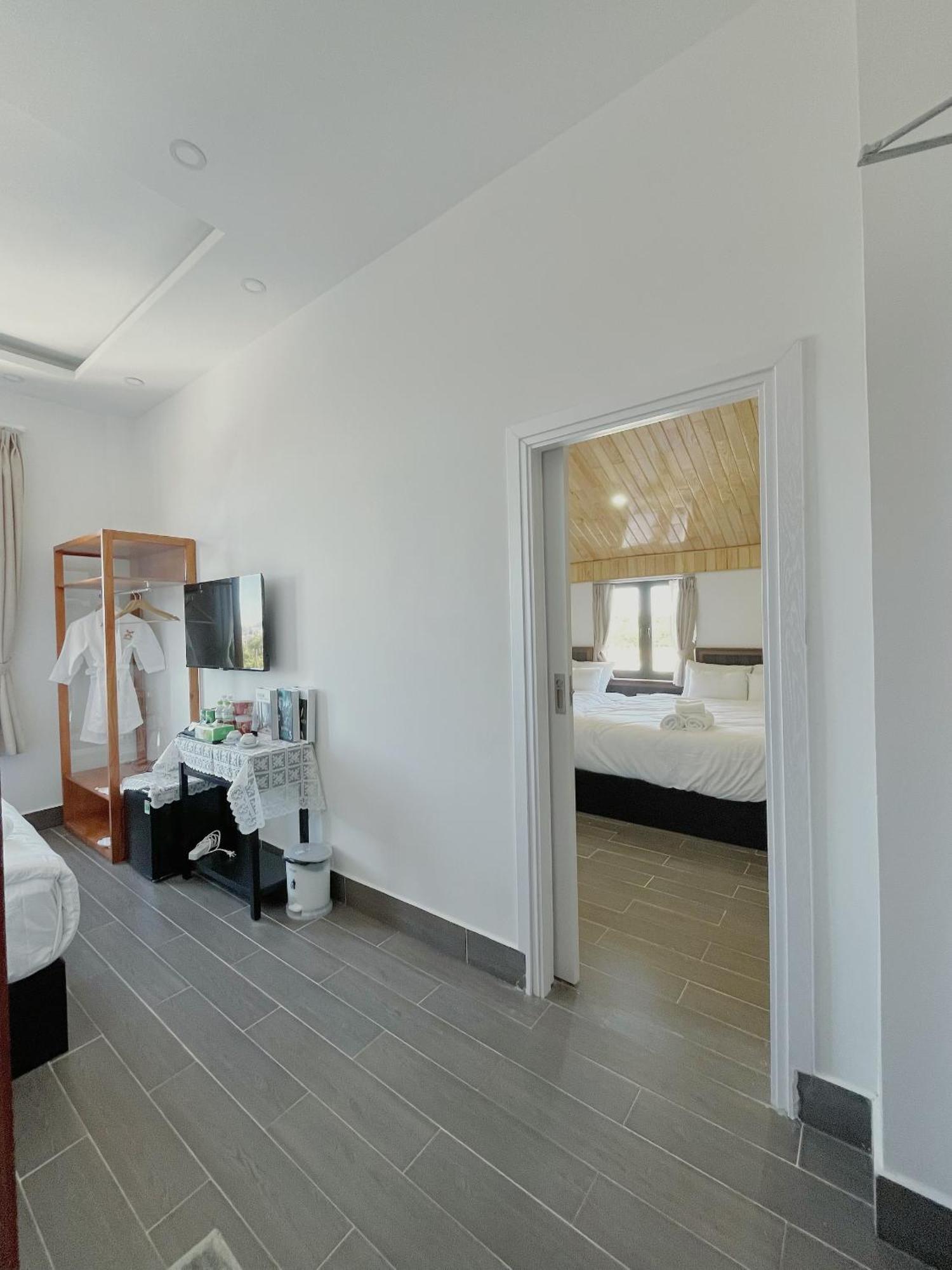 Olagi Hotel Да Лат Екстериор снимка