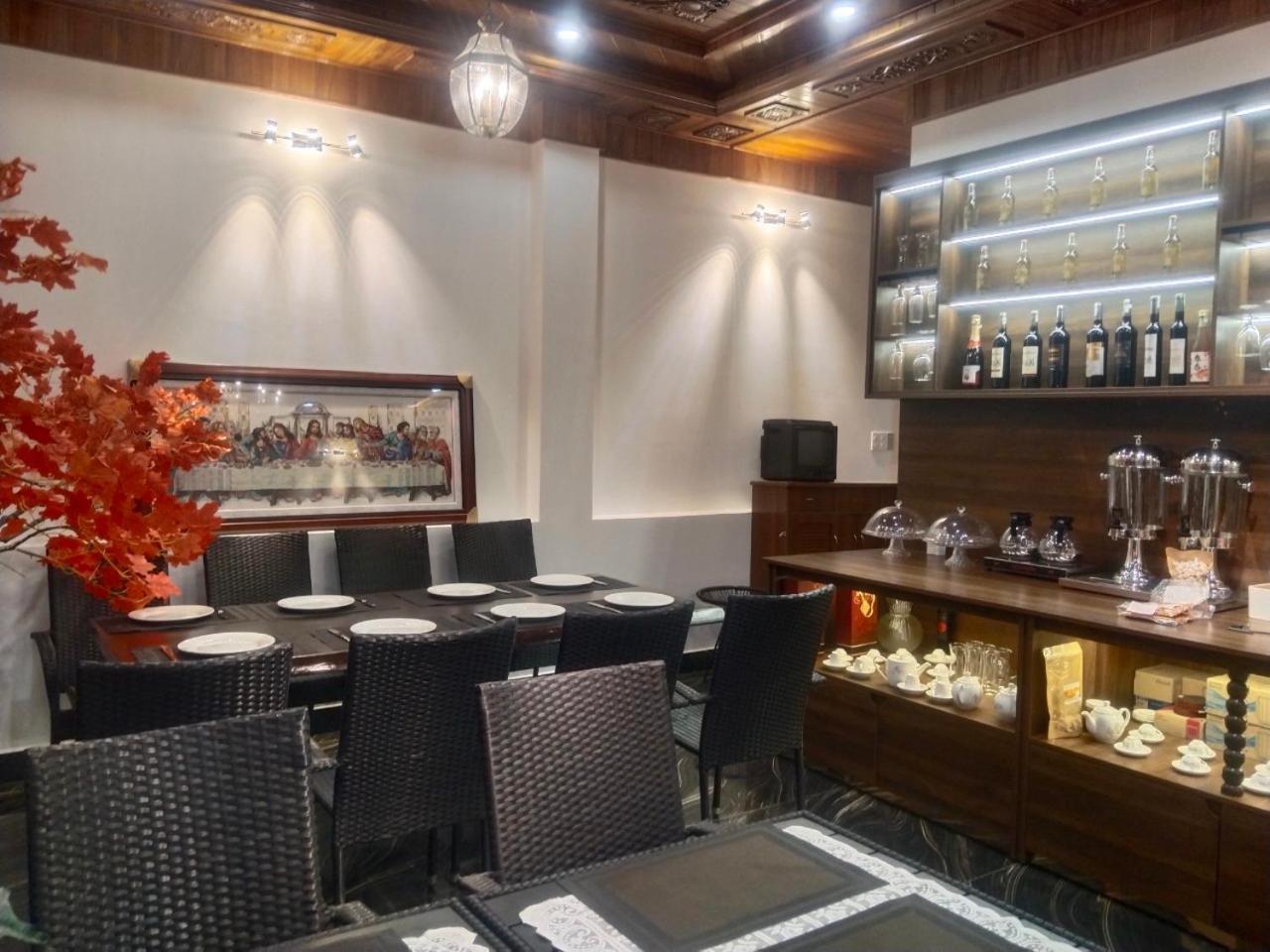 Olagi Hotel Да Лат Екстериор снимка