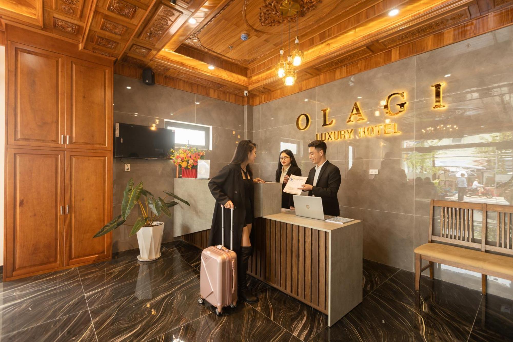 Olagi Hotel Да Лат Екстериор снимка