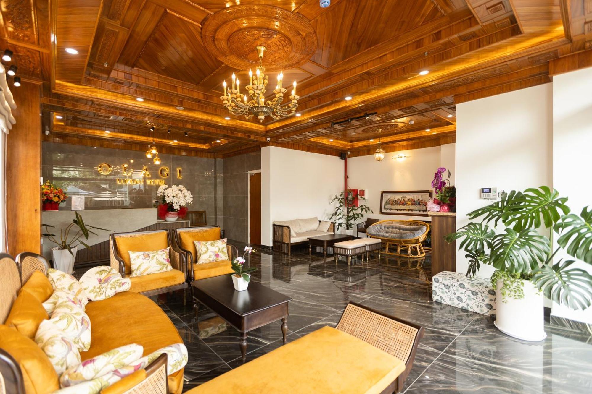 Olagi Hotel Да Лат Екстериор снимка